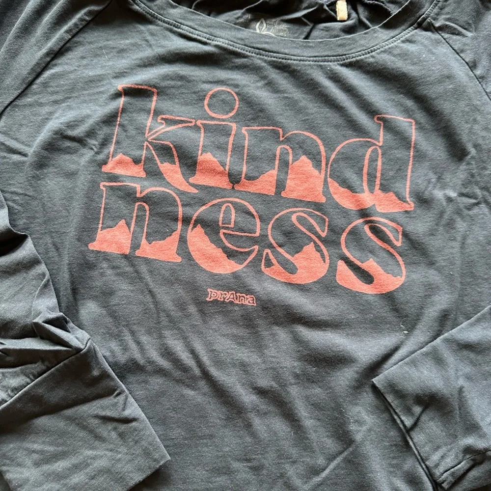Prana Long Sleeve T-Shirt - Picture 2 of 3
